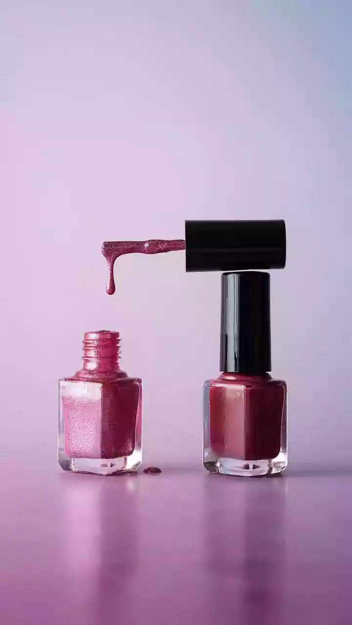 Why Chrome And Shimmer Nails Can Work Beyond Weddings And Major Celebrations