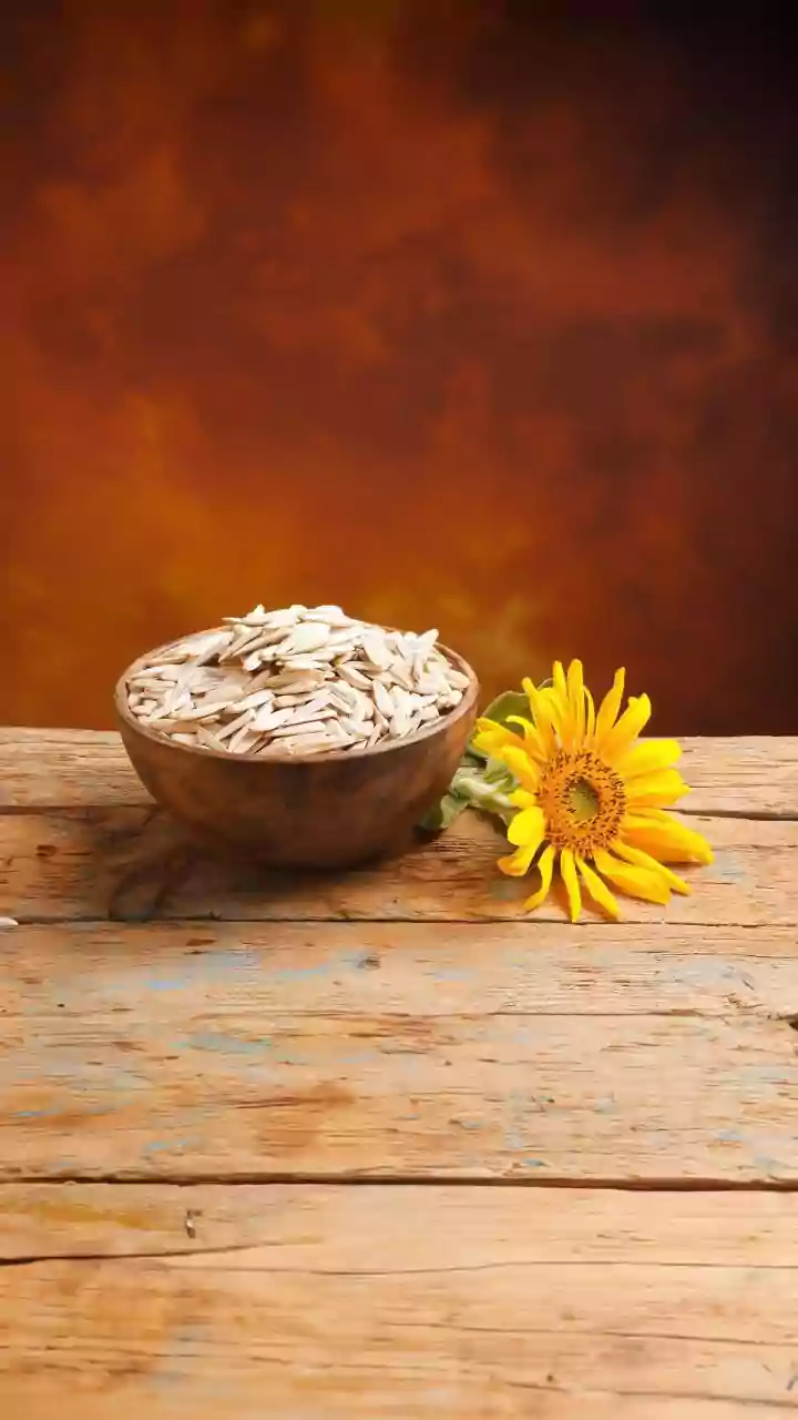 Oats vs Dalia: Decoding the Healthier Breakfast Choice for Indians