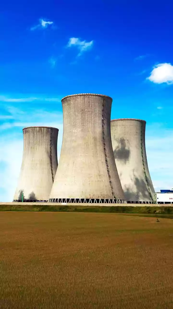 Ukraine Condemns Attacks on Nuclear Plant Infrastructure