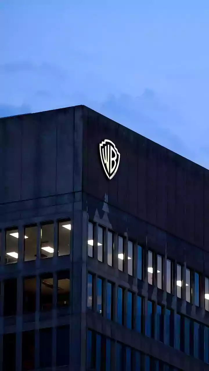 EU examines Paramount $110 billion bid for Warner Bros Discovery