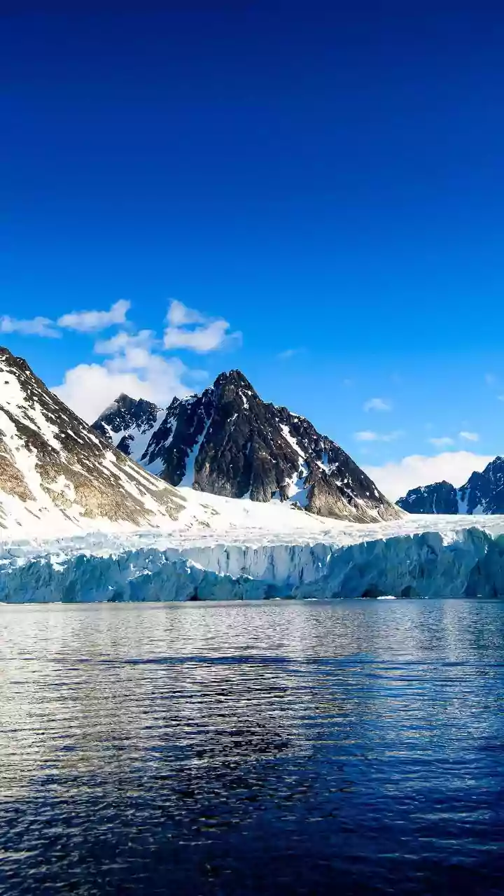 Svalbard: Your Ultimate Travel Guide for Timing Your Adventure