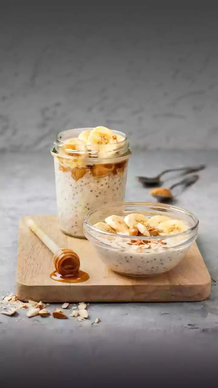 Overnight Oats Gain Creaminess and Protein From Plain Yoghurt