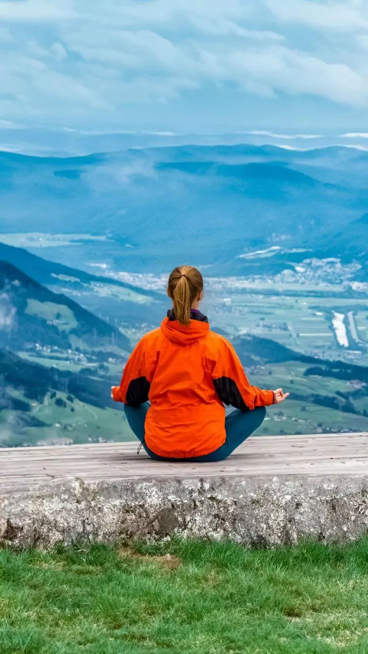 The Run To Meditate Trend Merges Brisk Walking With Meditation
