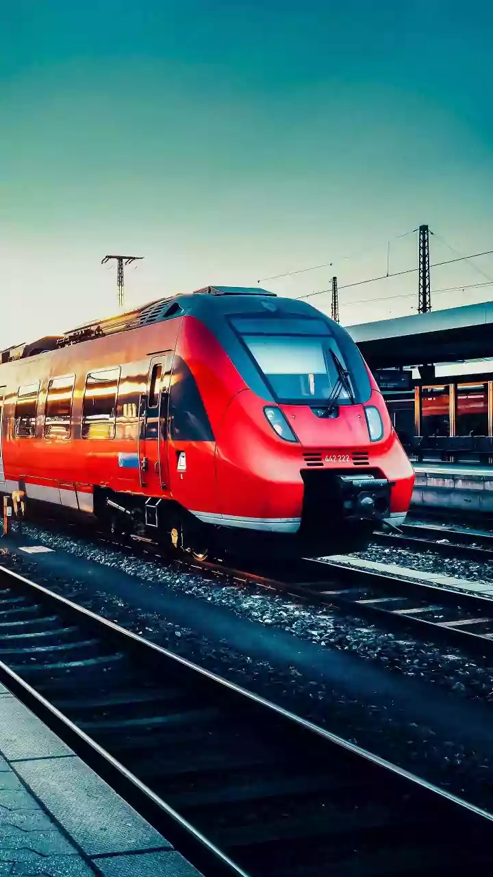 Indian Railways' Online Excess-Luggage Booking Makes A Strong Case For Online Tracking For Excess Luggage