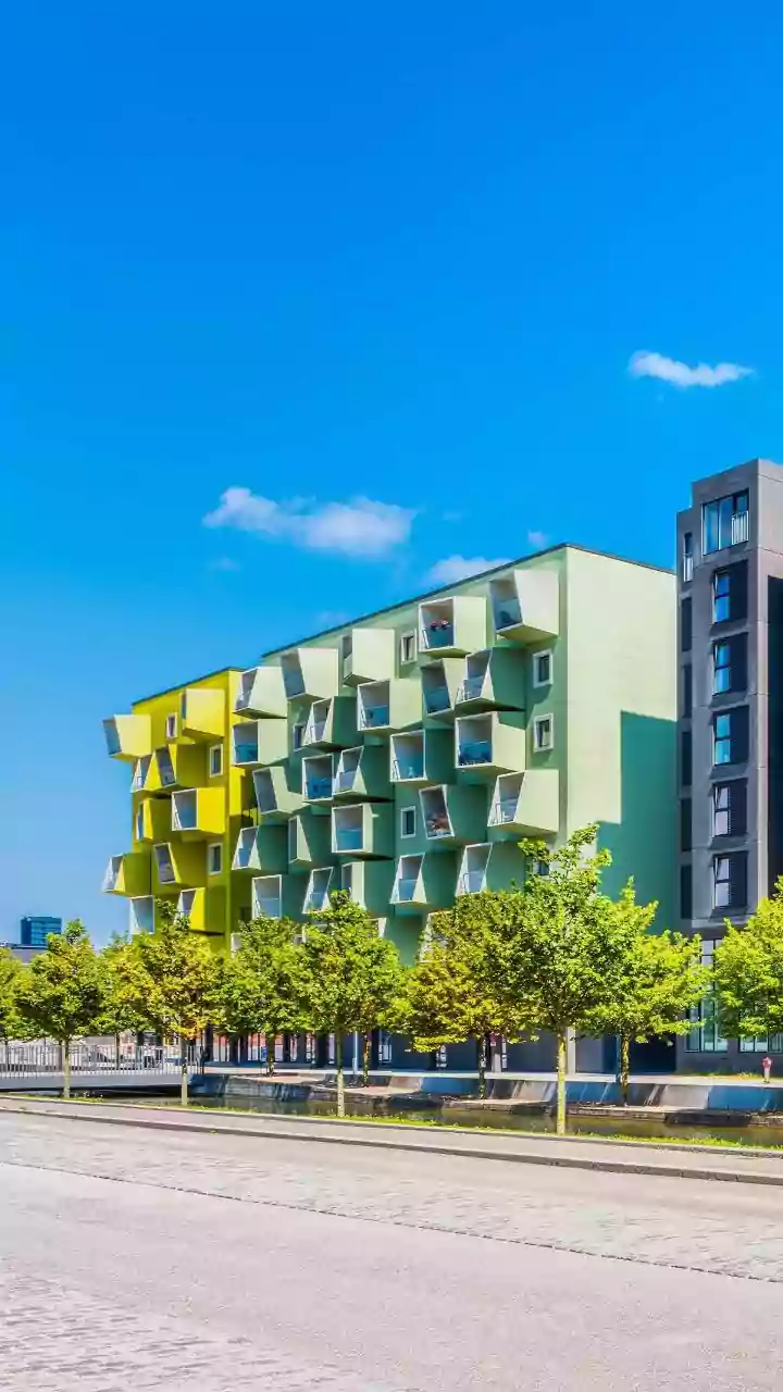 Urban Apartments Turn To Thermo-Responsive Glass Coatings To Lower High Cooling Costs