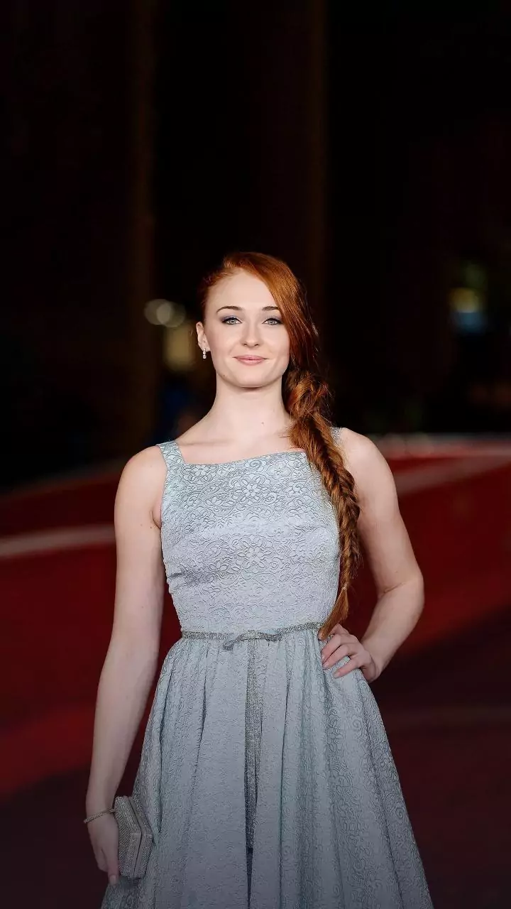 'Steal' review: Sophie Turner-led heist thriller is now on Prime Video