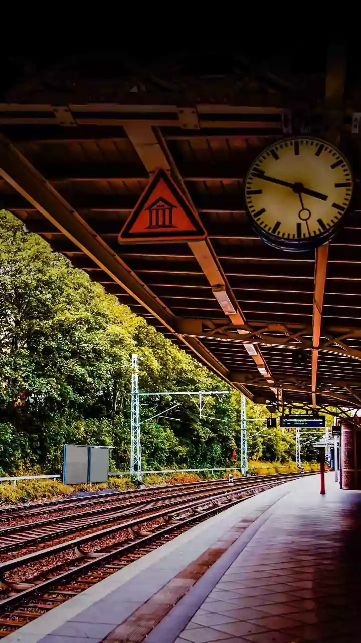 The New Tatkal Counter Token System Shows Why Checking Arrival Time Matters