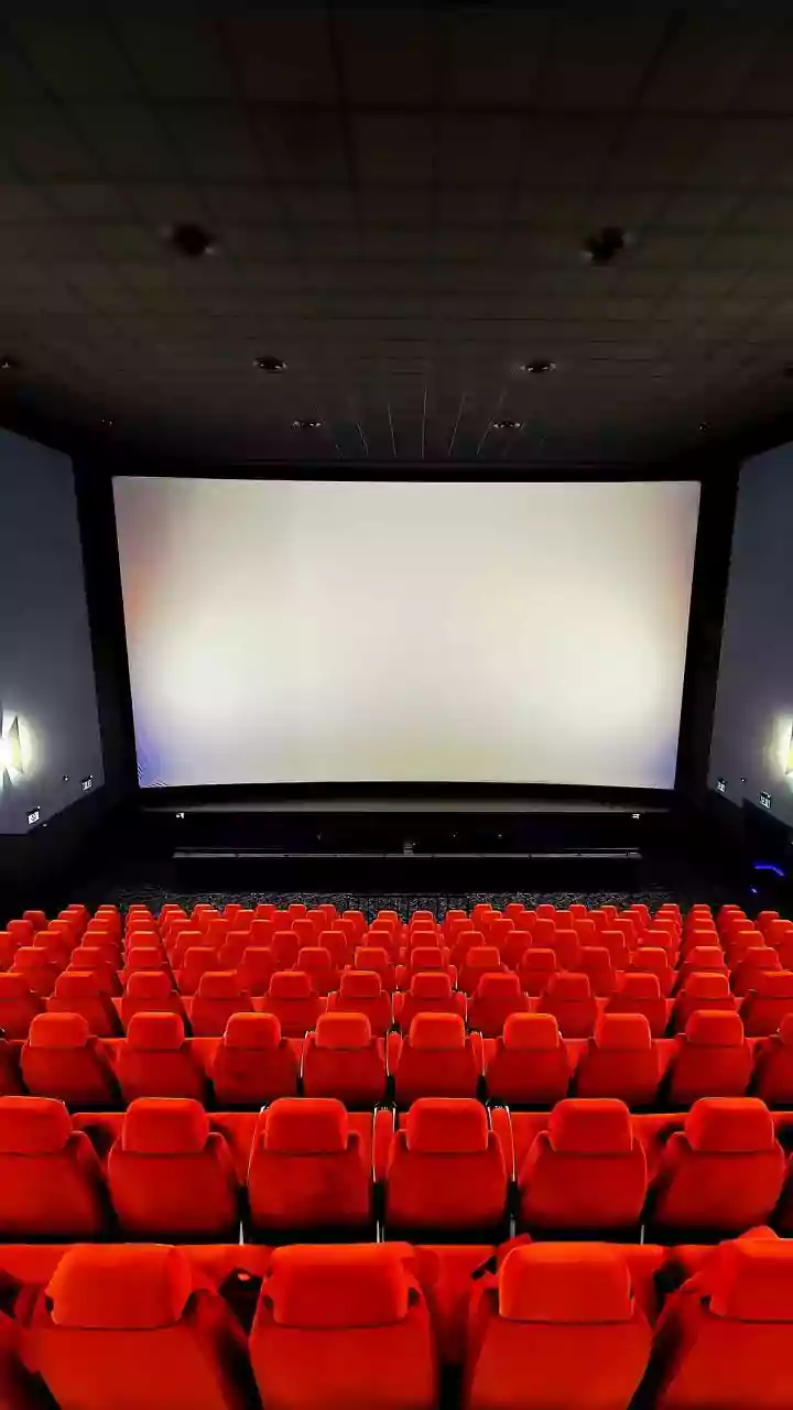 Bollywood Buzz: Latest Movie Updates & Box Office Insights!