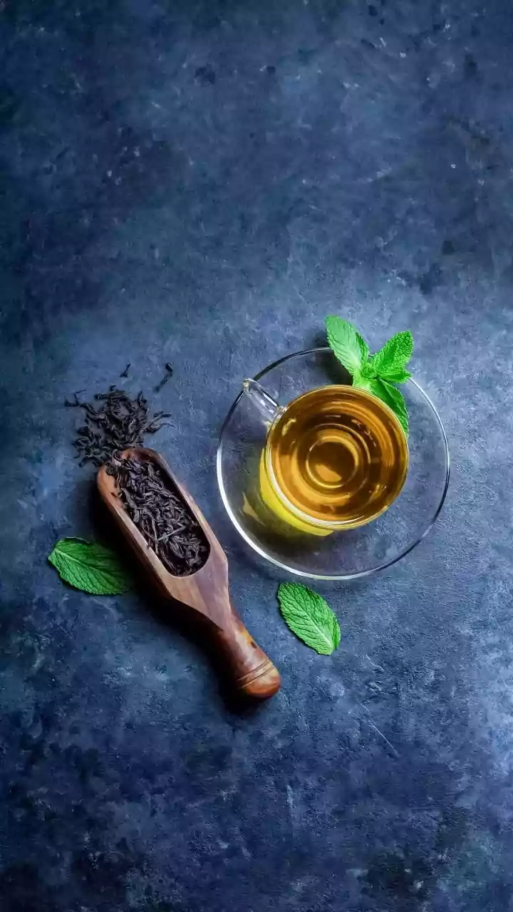 How Tea Makers Blend Nilgiri Leaves And Fresh Fruit For Healthy Refreshment