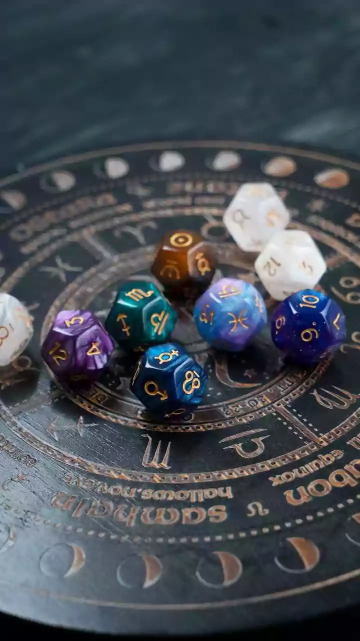 Weekly Horoscope Jan 26–Feb 1, 2026: Predictions For All Zodiac Signs