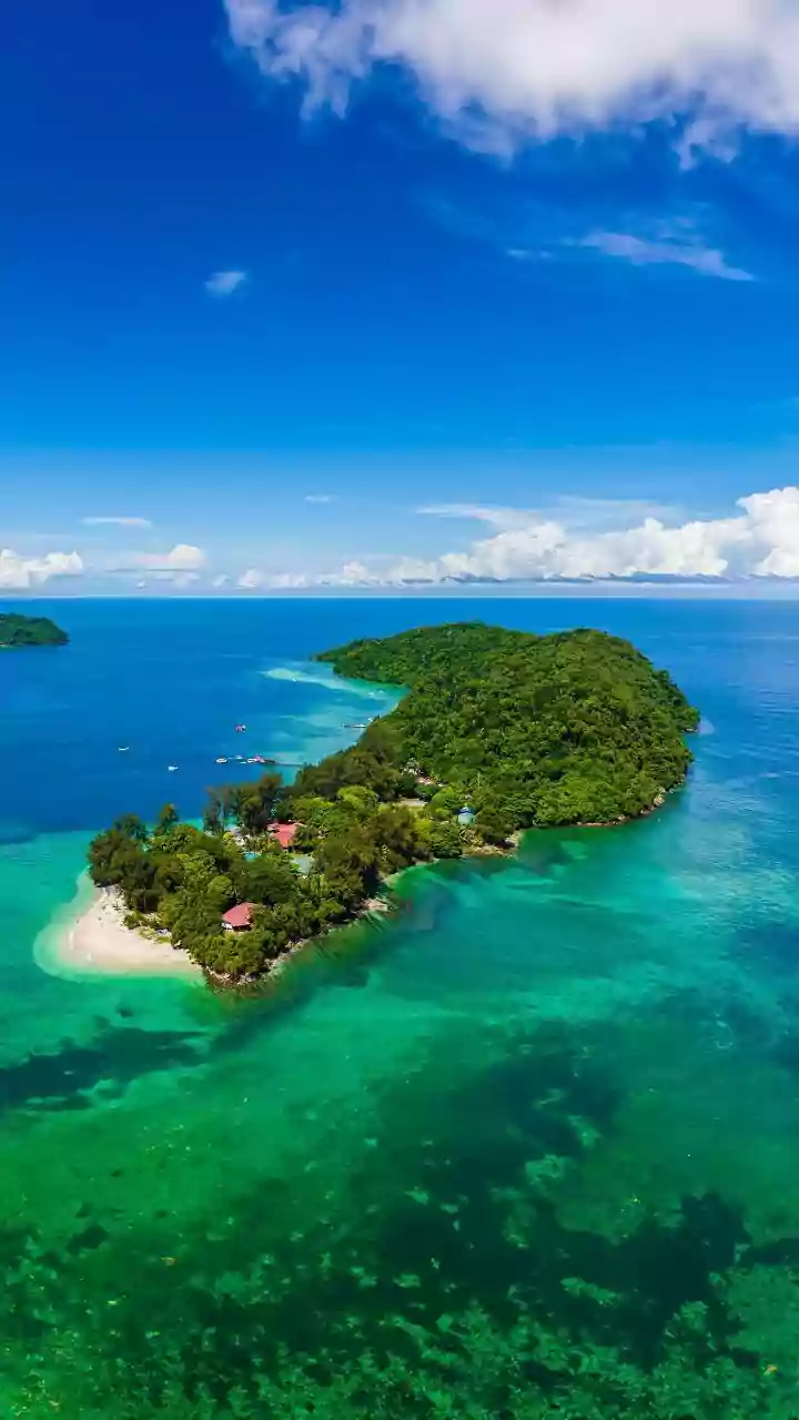 New Year's Eve 2025: Best Beach Destinations Around The World To Bring In 2026