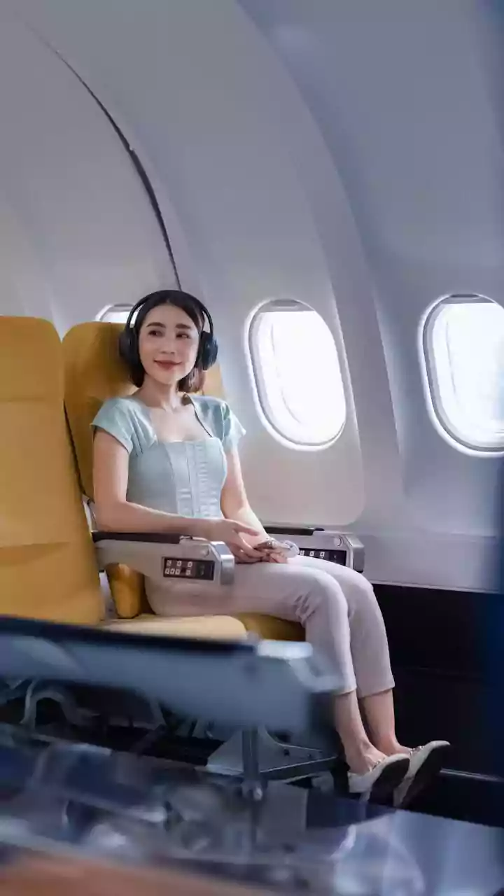 Fly & Talk: In-Flight Calls Now Possible with New Wi-Fi, But With Courtesy Rules