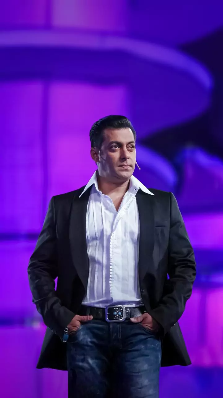 Pan masala ads case: Consumer court orders forensic test of Salman Khan's sign on power of attorney