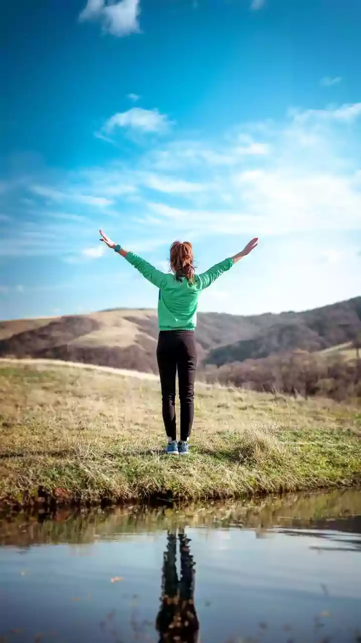Why Unplugging From Digital Screens Enhances Real-World Social Interactions And Presence