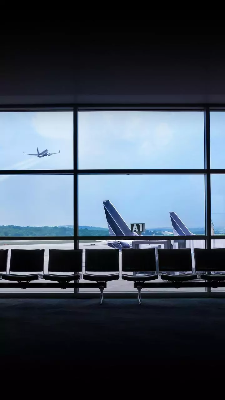 How to Get Free Lounge Access at Indian Airports: Full Guide (2026)