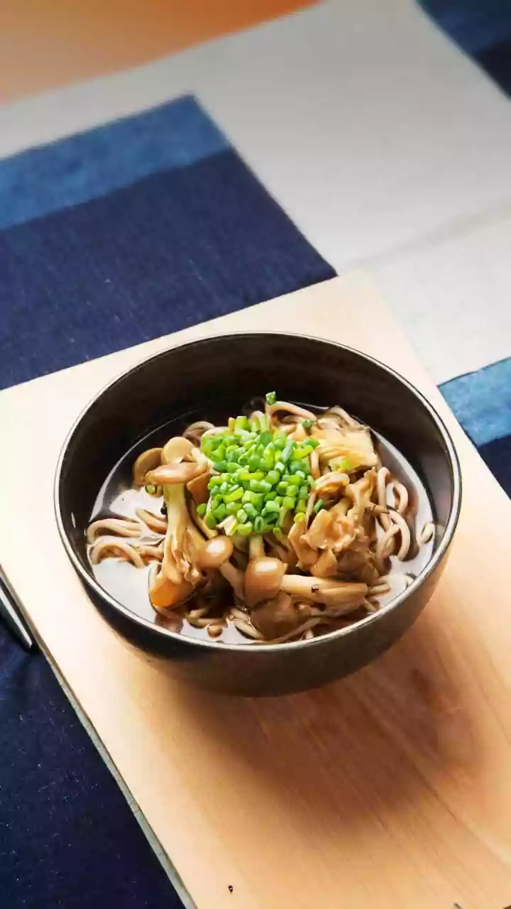 Step-By-Step Guide To Making Restaurant-Style Mushroom Noodles For A Lazy Weekend Evening