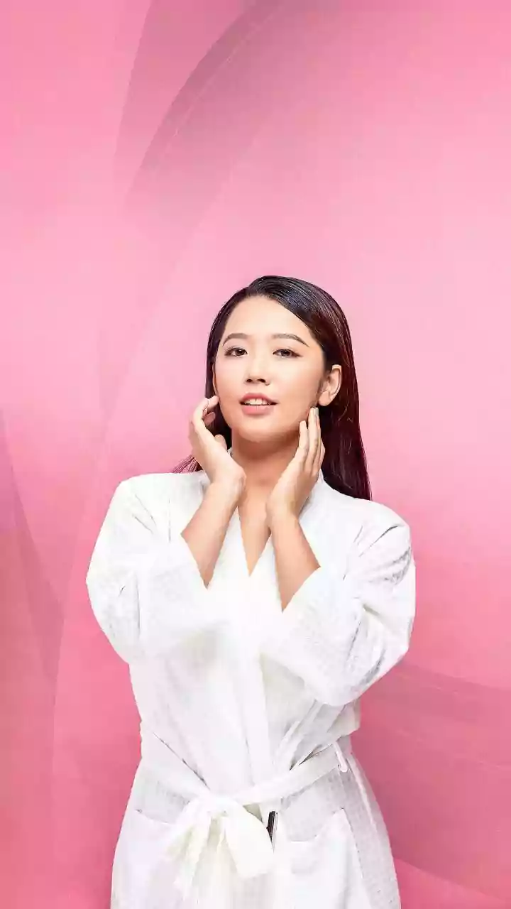 Glass Skin Dreams Start With K-Beauty