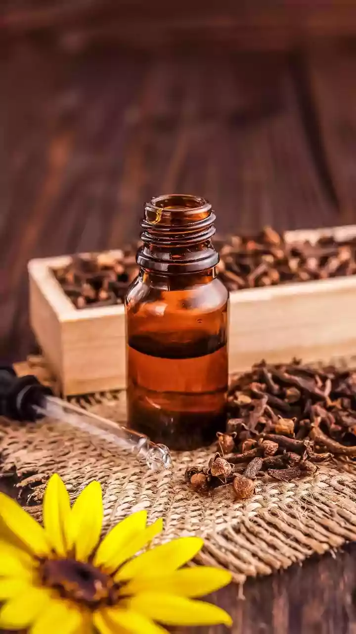 5 ways clove oil can help you fix toothache