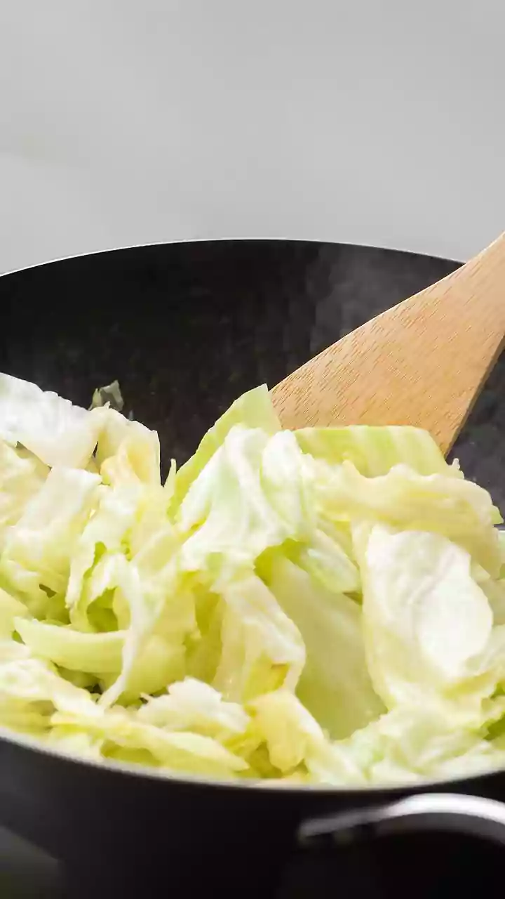 A Vegetable Swap Can Preserve Body without Reproducing Caramelised Onion Flavour