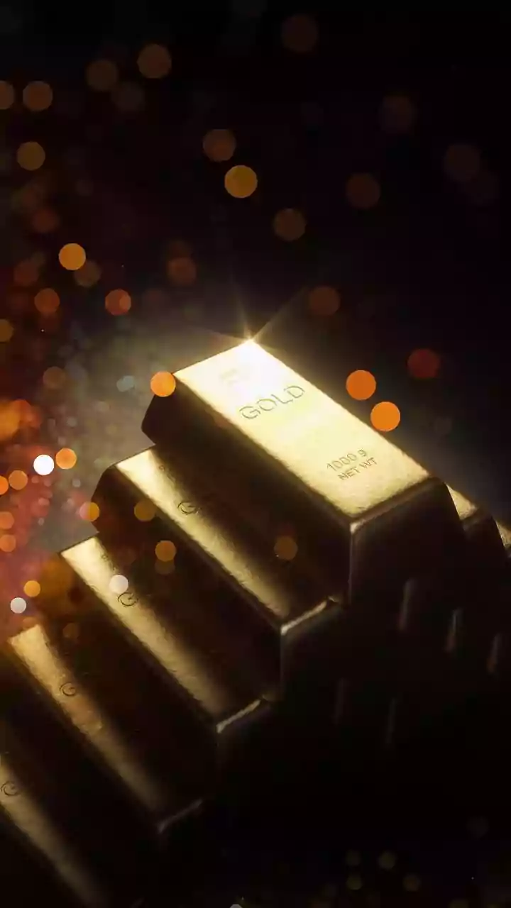 Gold and silver rates: Prices fluctuating amid profit-taking; silver hits new peak