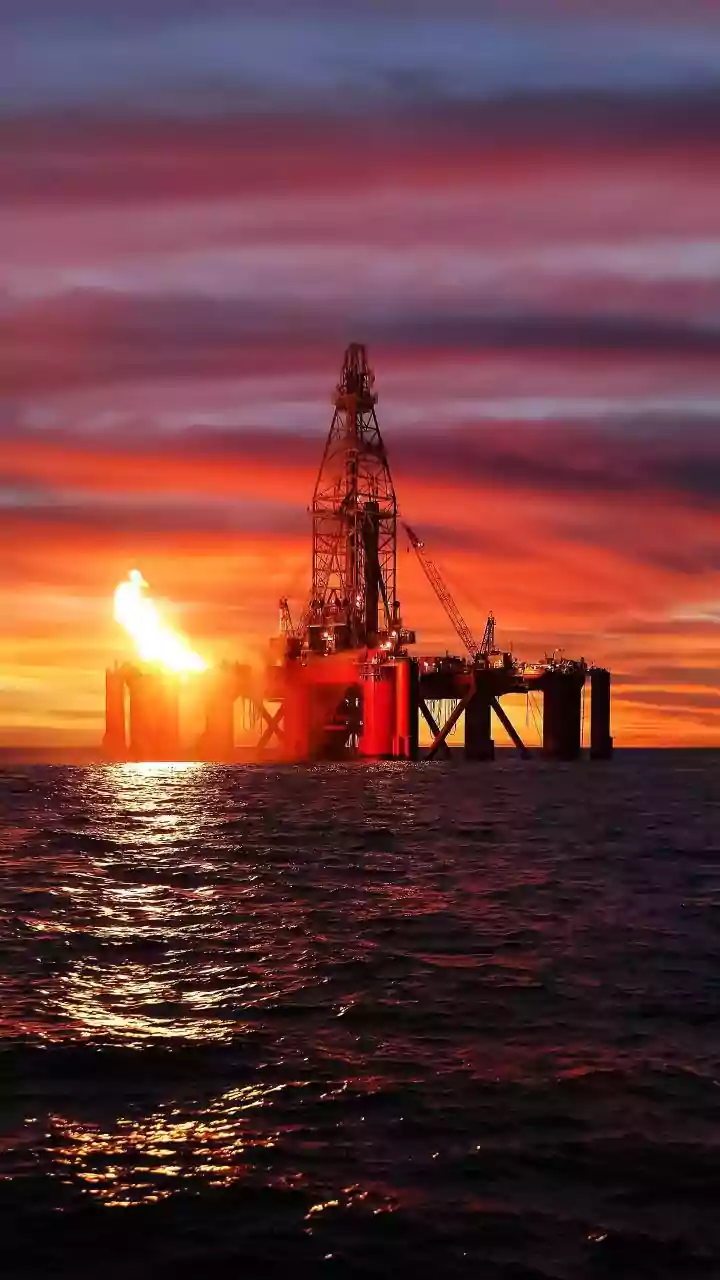 New Sanctions Hit Russia: EU Tightens Grip on Moscow's Shadow Oil Fleet