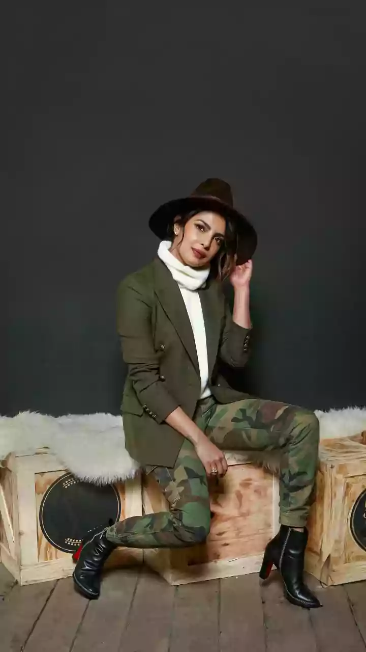 Priyanka Chopra To Be The Next Bond Girl? Here's What Netizens Are Speculations