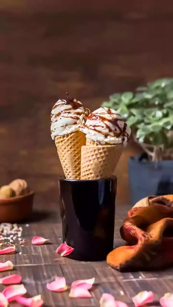Ahmedabad's 80-Year-Old Ice Cream Maestro: Four Natural Ingredients, Decades of Delight