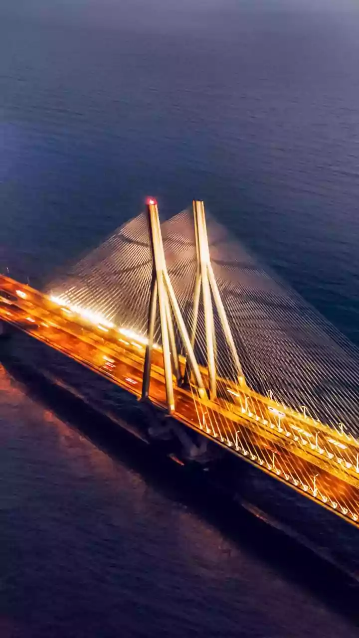 Mumbai Sea Link, A Lamborghini At 250 kmph - What Could Possibly Go Wrong? | VIDEO