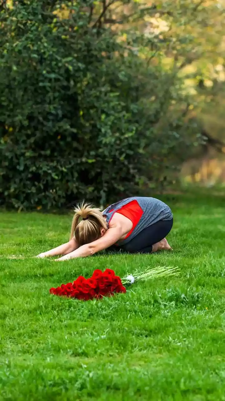 Gentle Holding Poses In Yoga How They Build Strong Functional Abdominal Core Muscles