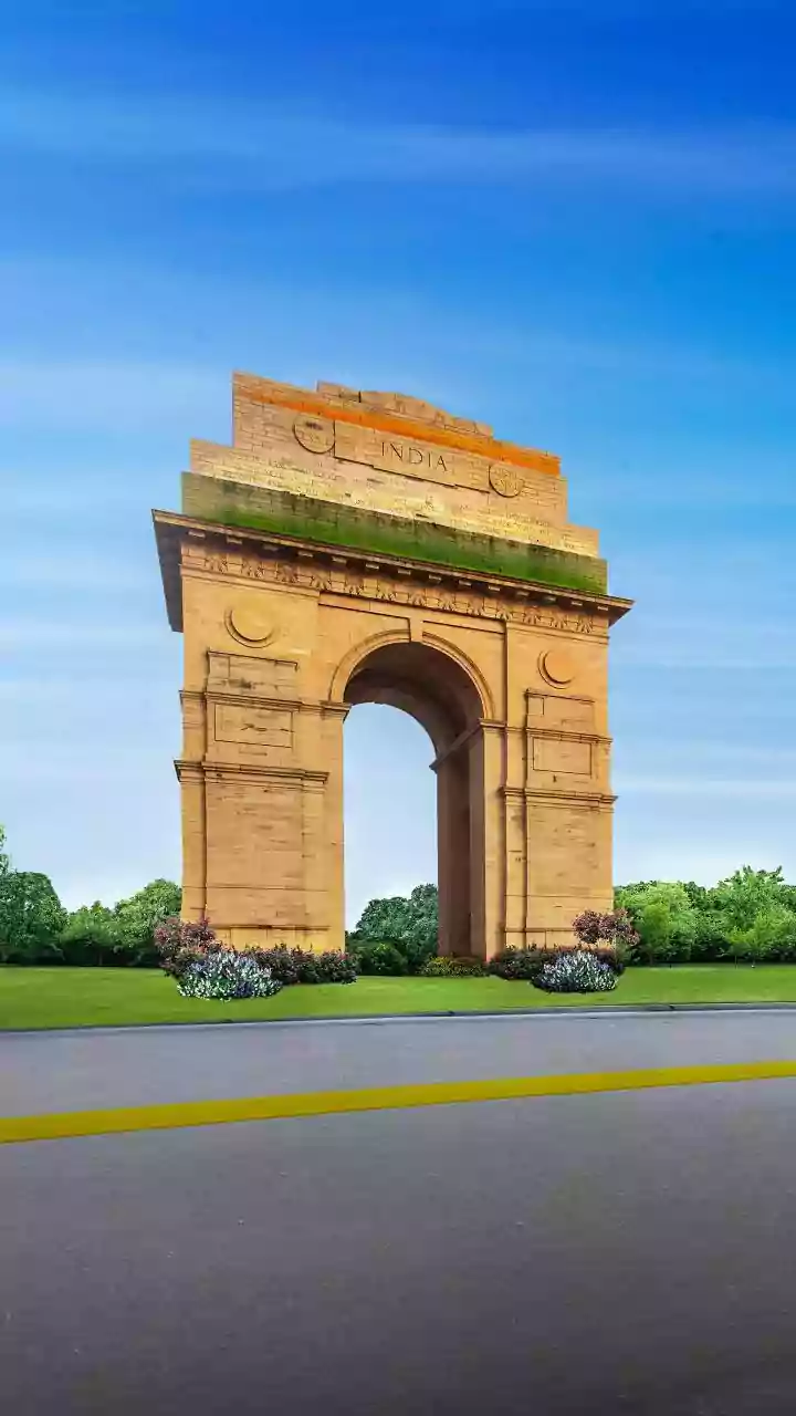 Explore Delhi's Charms: New Double-Decker Bus Tour Unveiled!