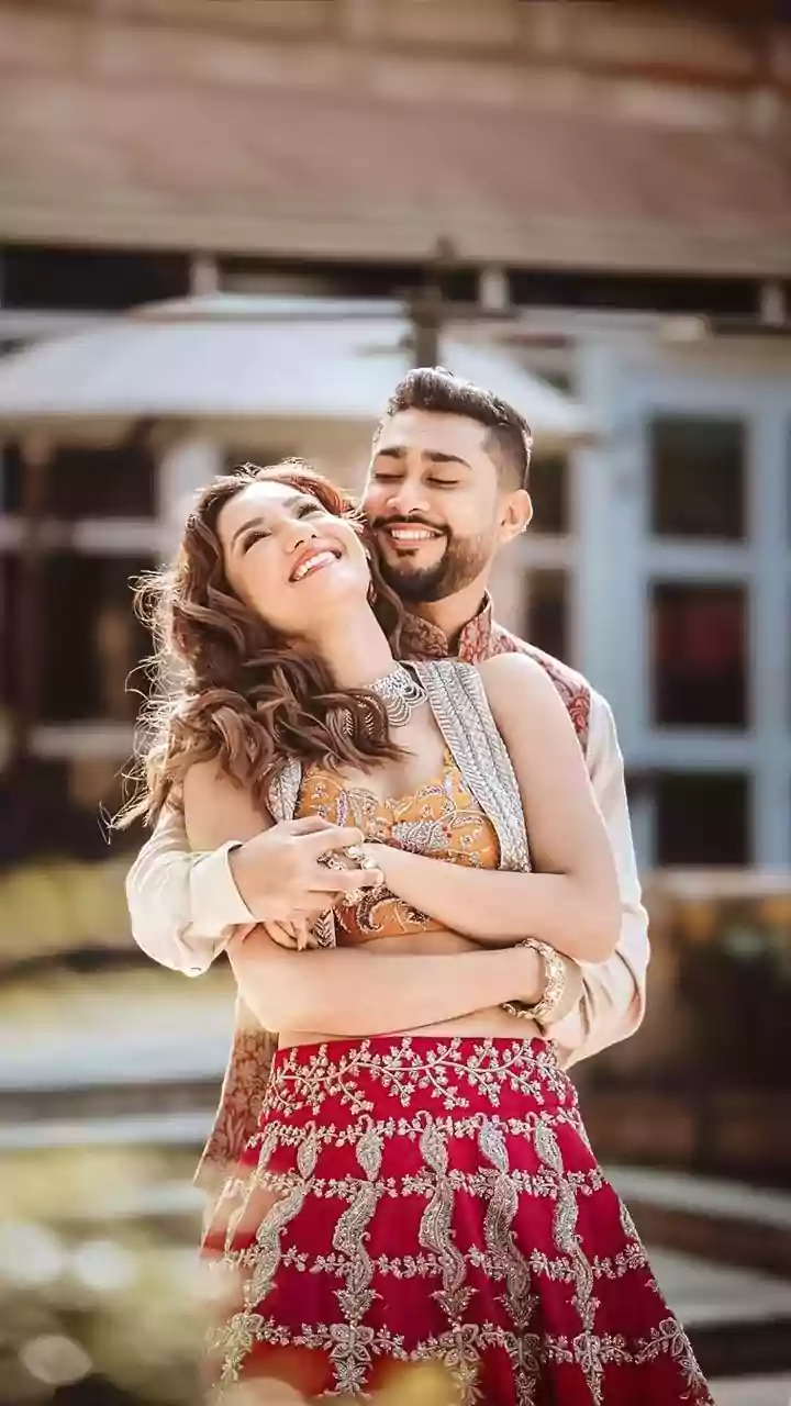 Gauahar Khan Is Teary-Eyed After Hubby Zaid Darbar’s Surprise On 5th Wedding Anniversary – Watch