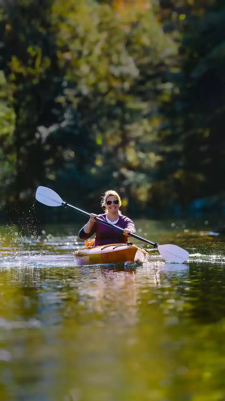 Meghalaya Eco-Friendly Kayaking Tours Highlight Waterway Conservation Efforts Through Interactive River Cleanups