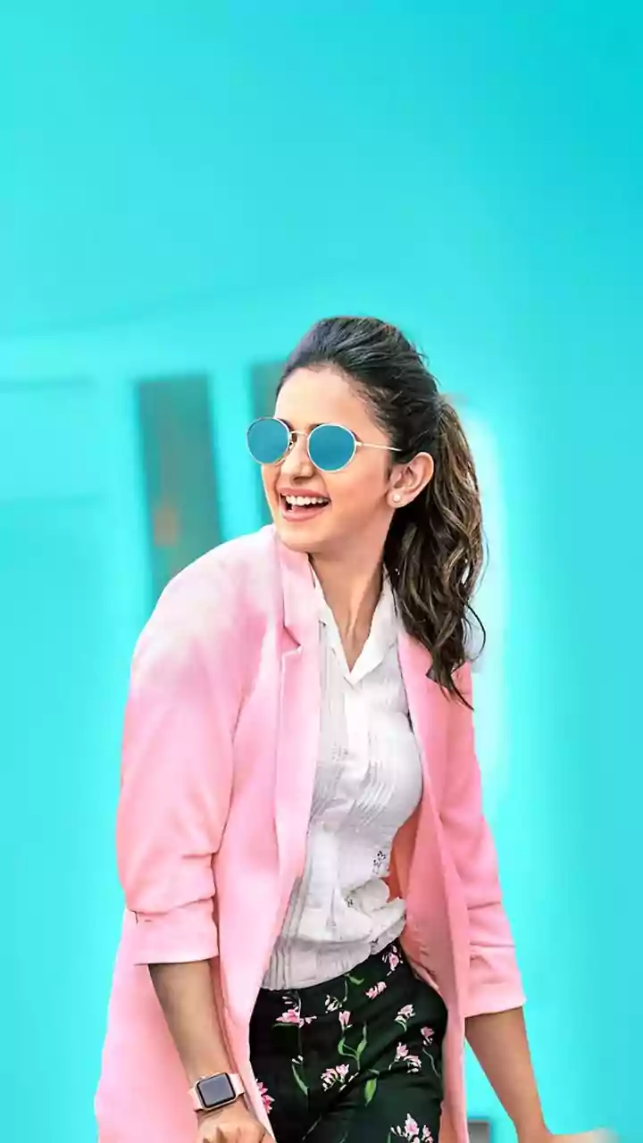 Rakul Preet Singh Calls Ranveer Singh's Dhurandhar A 'Masterpiece'; Says 'Can't Wait' For Part 2
