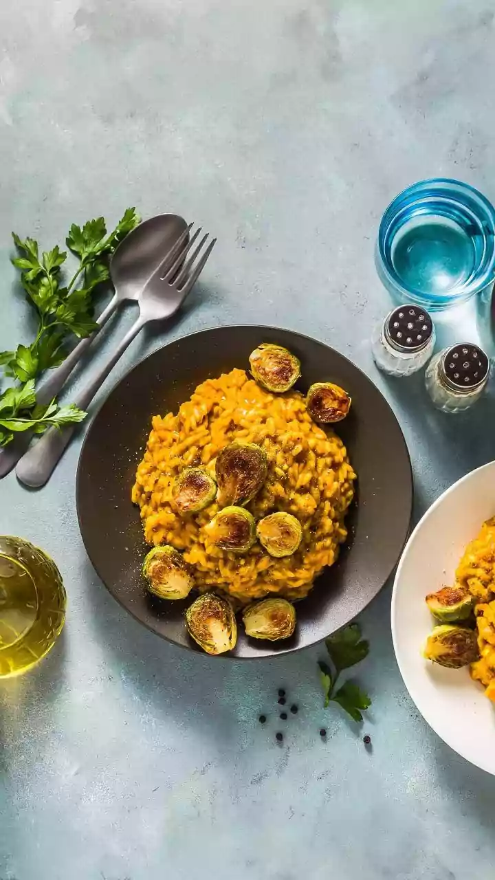 How Squeezing Fresh Lemon Into Arborio Rice Risotto Balances Rich Parmesan Flavours