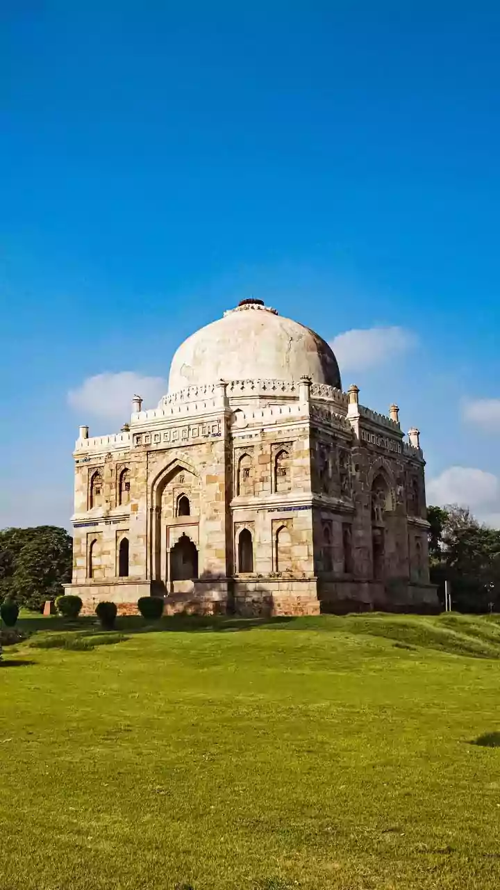 Explore Mandu's monsoon palaces on budget friendly weekend trips from Indore