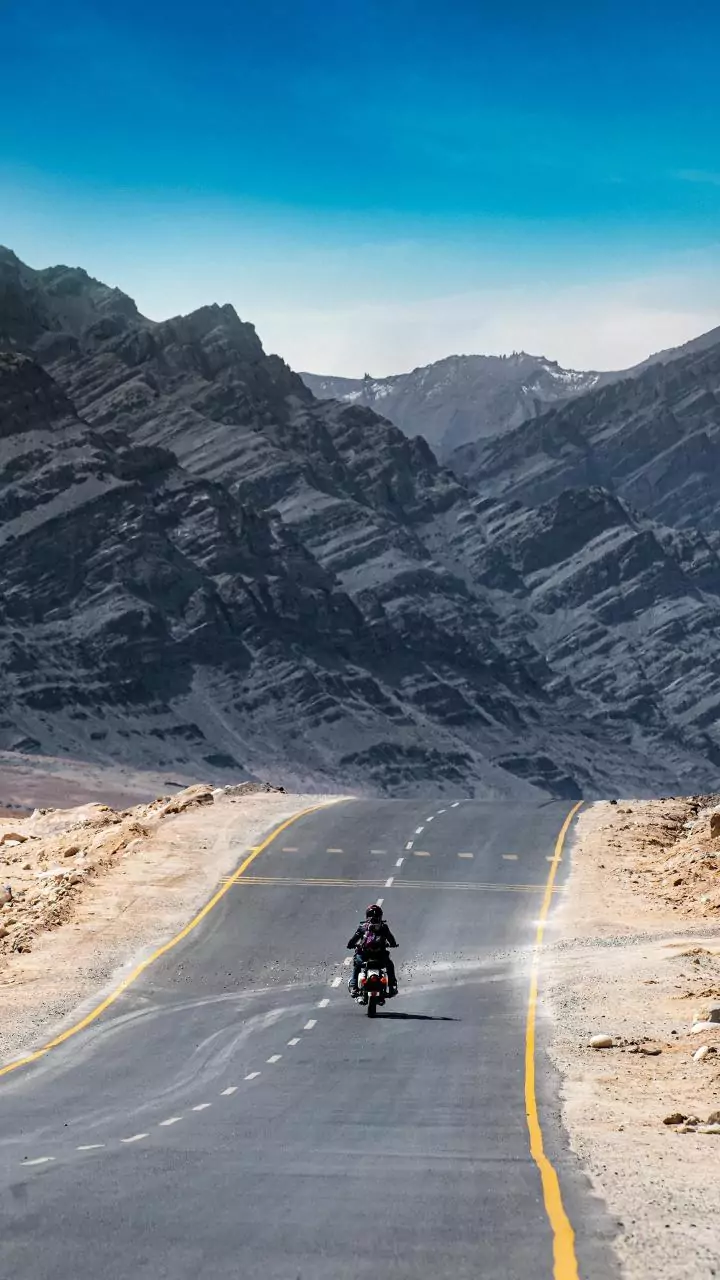 Census 2027 will determine Ladakh's developmental trajectory, future prospects: LG