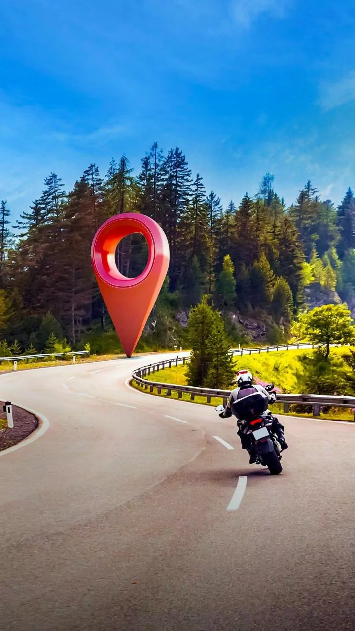 MapmyIndia Mappls adds Metro, Rail, and Bus routes to navigation app