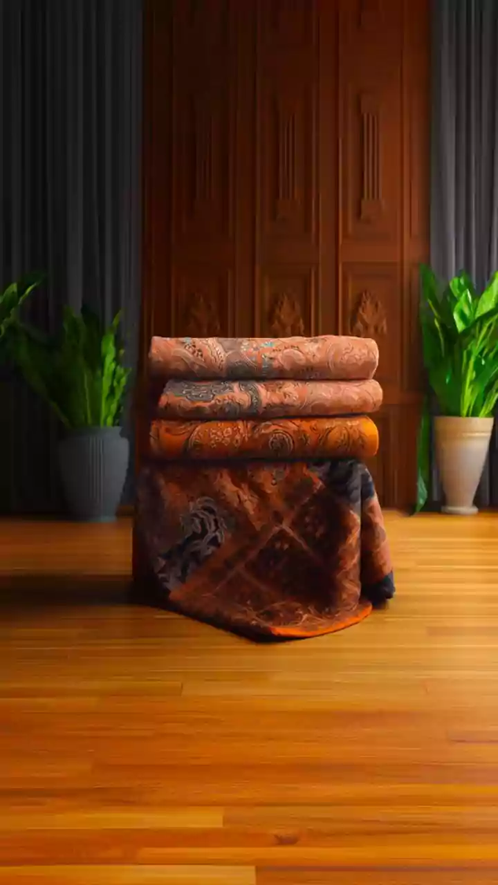 Sculptural Silhouettes: A Fusion of Architecture and Resortwear at Lunuganga