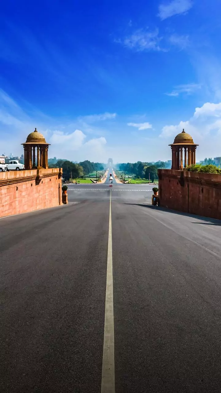 India set to become world's 3rd-largest economy by 2027