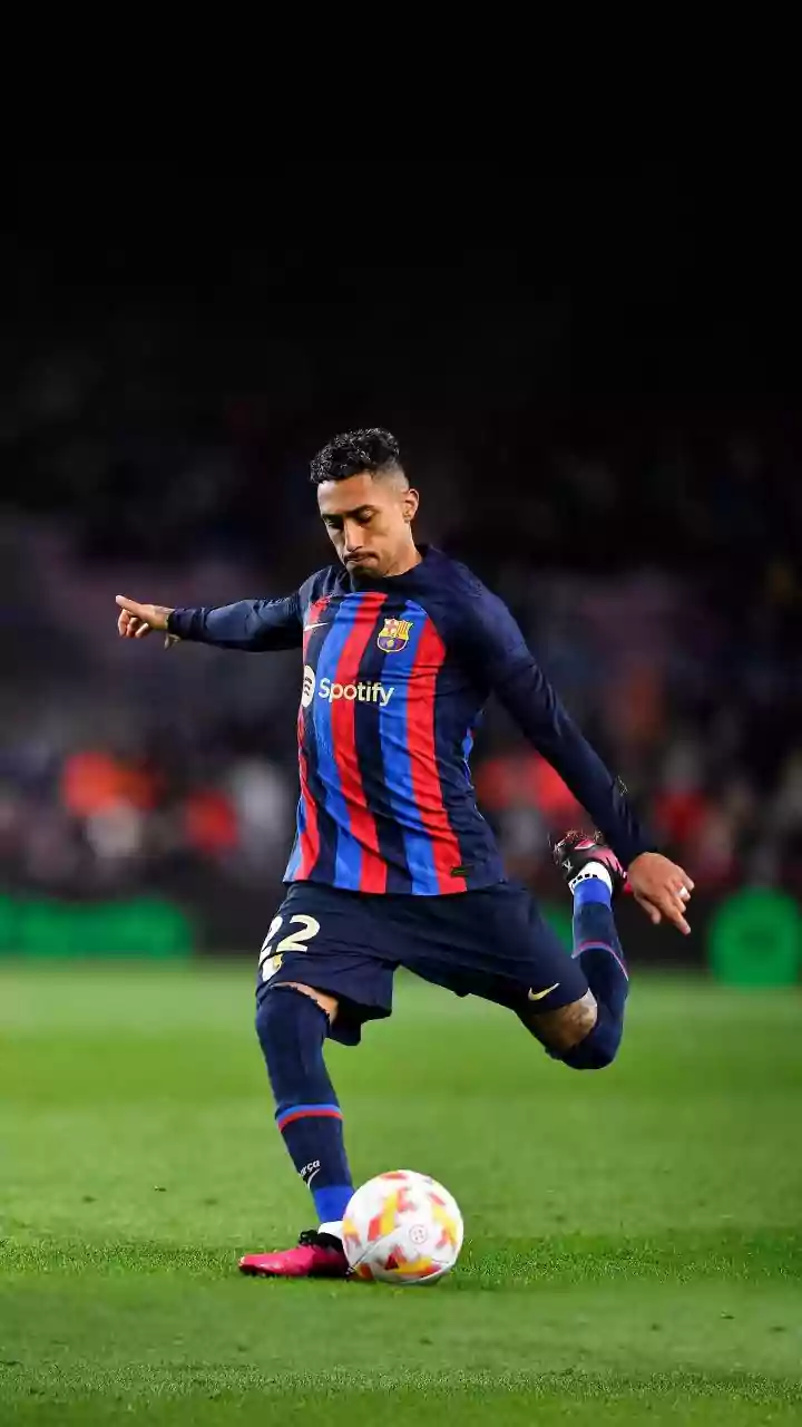 Raphinha Belters Send Five-Star Barca Into Spanish Super Cup Final | Watch