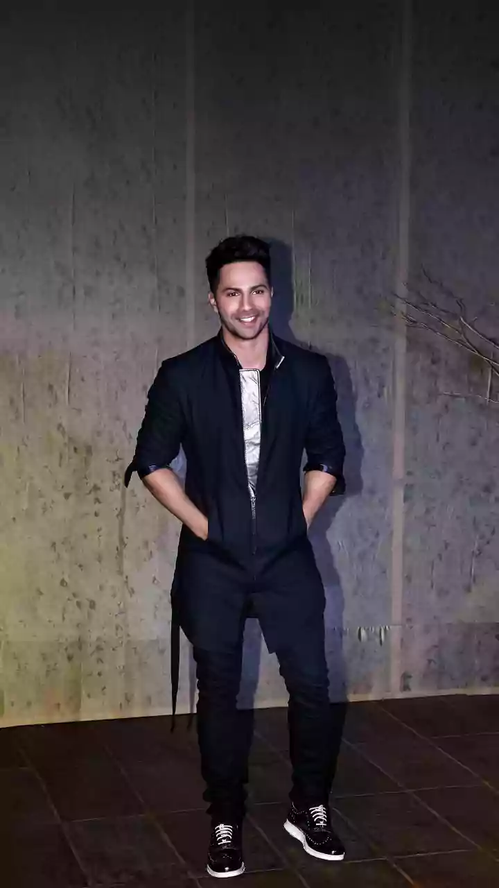 Varun Dhawan Claps Back At Trolls After Border 2 Success, Shares PHOTO Of Fans Cheering For Him Outside Mumbai's Gaiety Galaxy