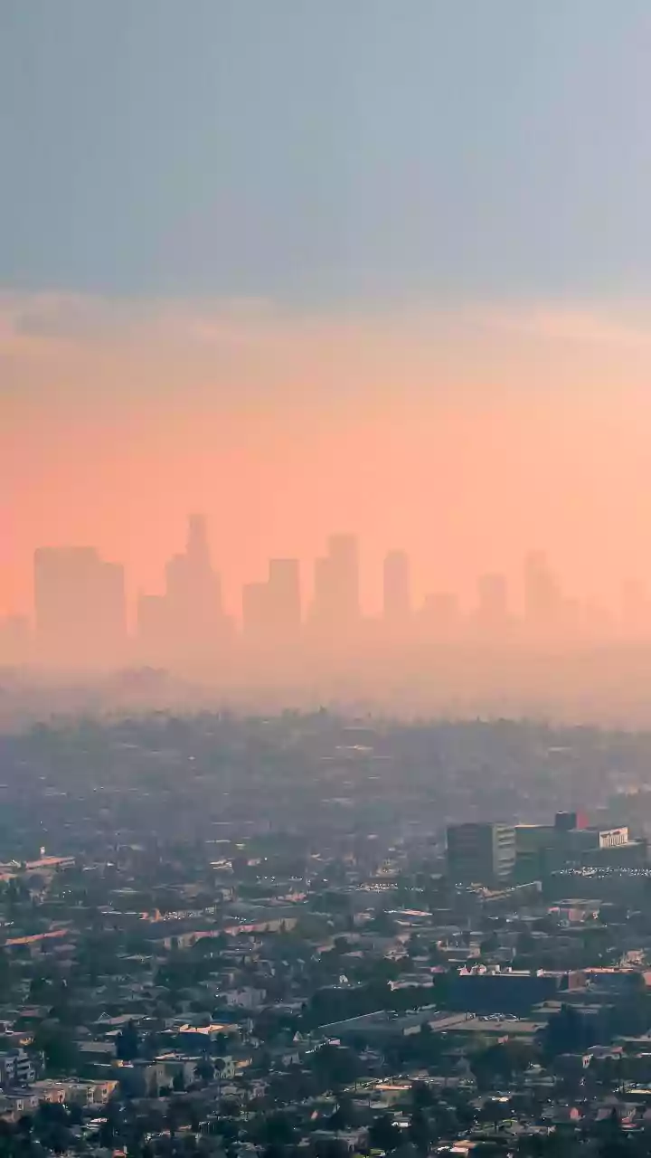 Delhi's air quality 'very poor'