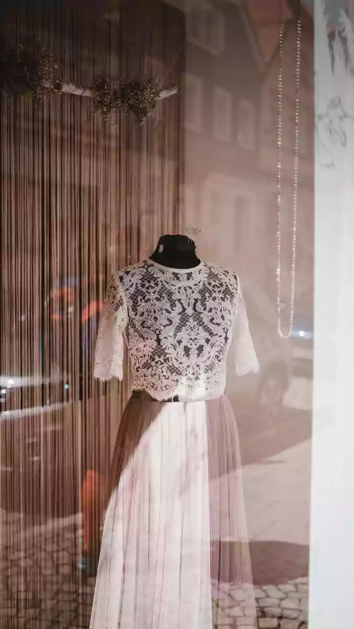 8 Bridgerton-Inspired Baby Names: Elegant & Unique