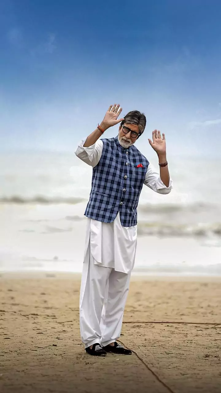 Agastya Nanda reminded me of Amitabh Bachchan’s ‘Saat Hindustani’: director Sriram Raghavan