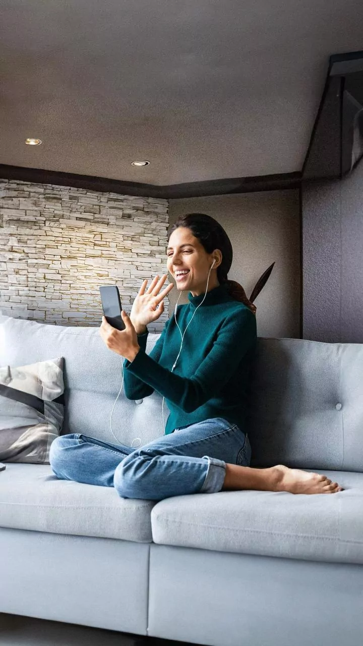 If video calling a buddy, follow these etiquette tips