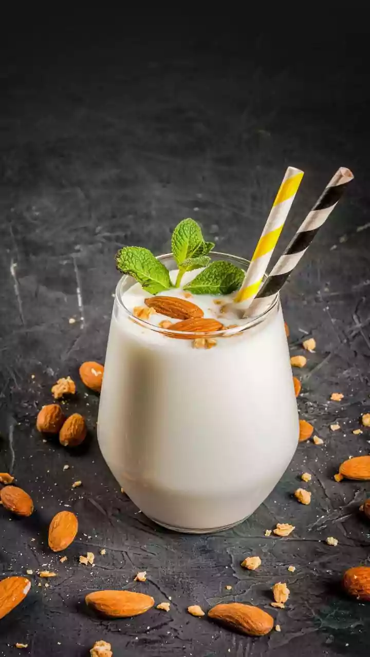 5 refreshing drinks that put almonds in the spotlight