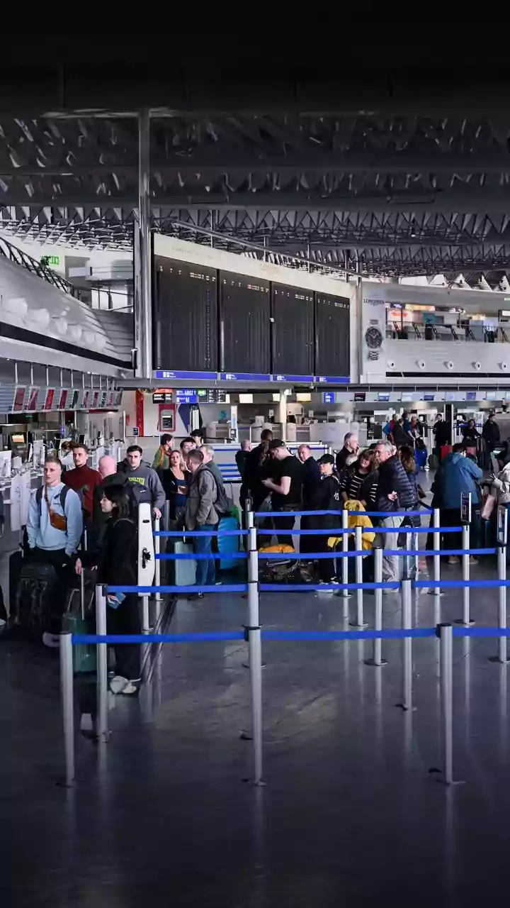 Karnataka Drivers' Union protests against BIAL over pick-up zones, parking fees