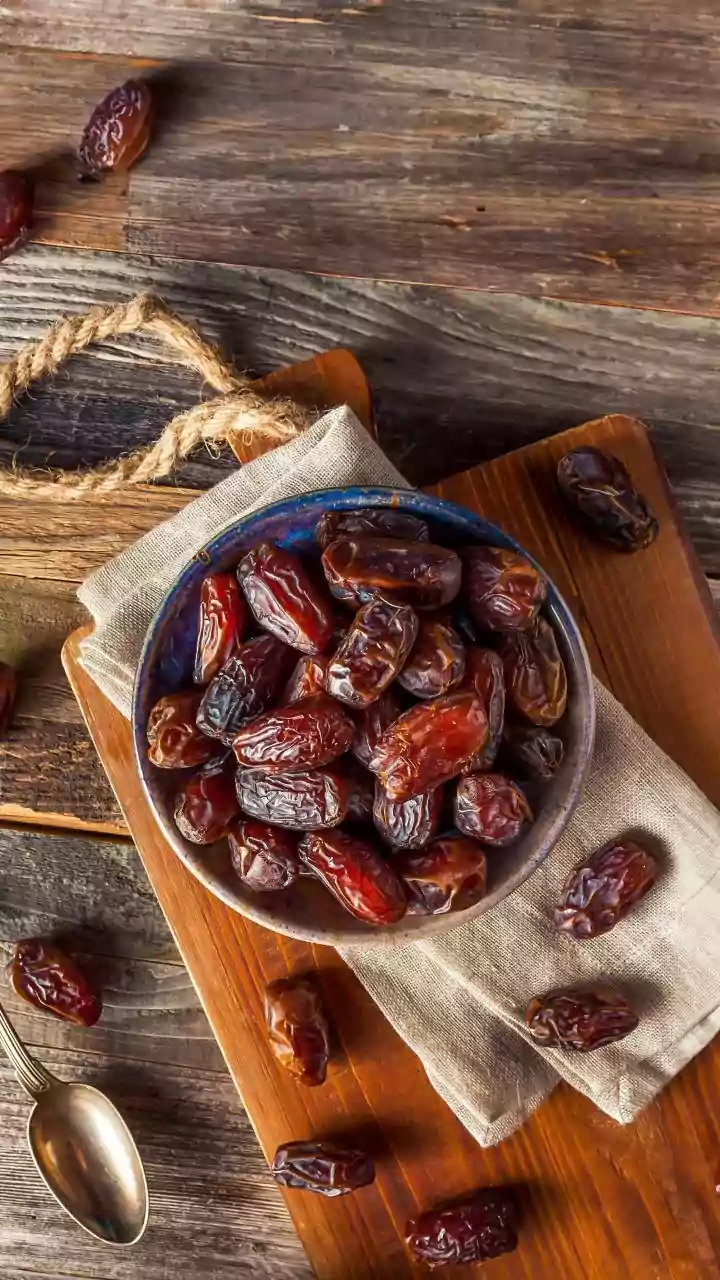 10 Sweet & Savory Ways to Deliciously Boost Your Diet with Dates