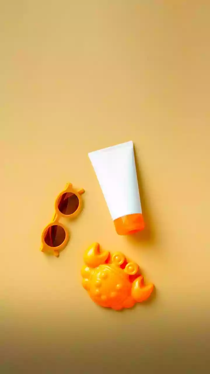 DIY Sunscreen May Separate Over Time and Change How Zinc Spreads