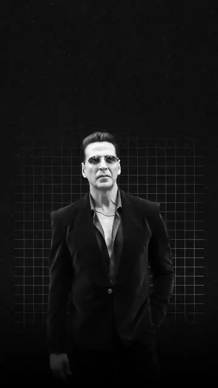 Akshay Kumar's security vehicle involved in accident in Juhu, one injured